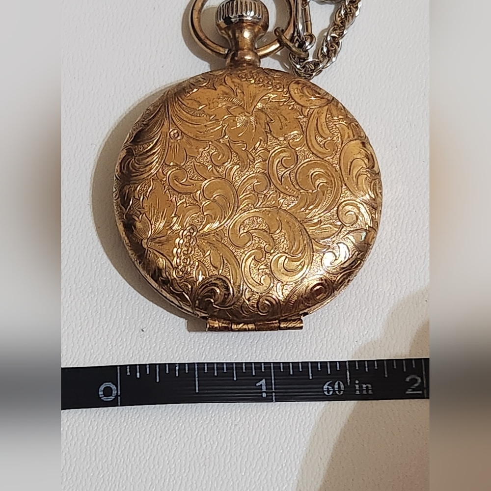 Estee Lauder Vintage Lucidity Compact Necklace - Picture 16 of 16